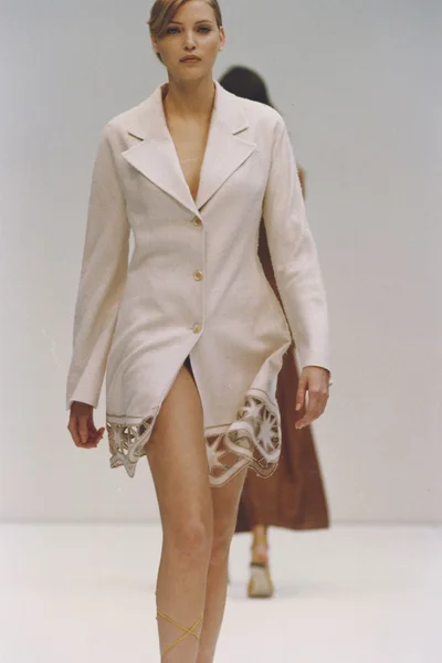 Look 33